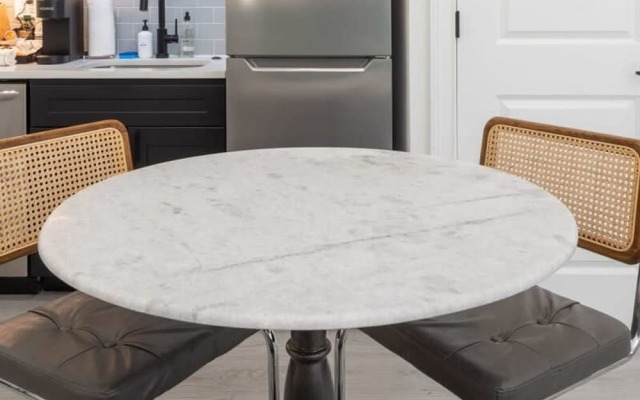 Sosuite 1BR Apt w W/d, Desk Alcove