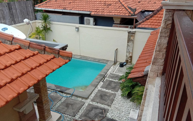 Loven Sanur Guest House