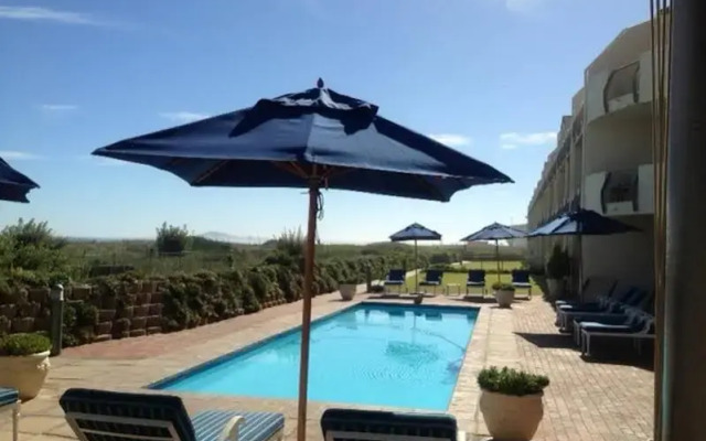 Unit 323 Leisure Bay Luxury Suites
