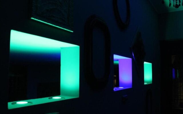 Remus-Art Hostel