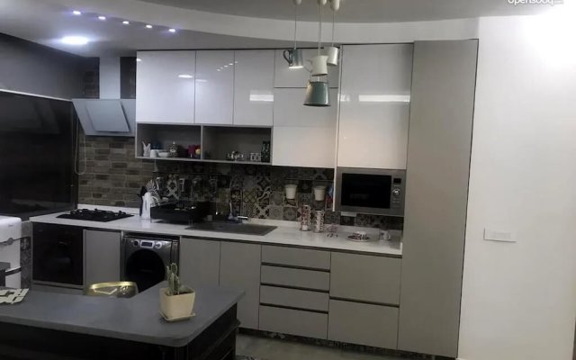 Apartment in Dbayeh Prime Location, sea View, Wifi