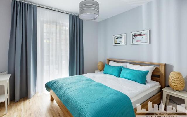 Millennium Manufaktura Blue