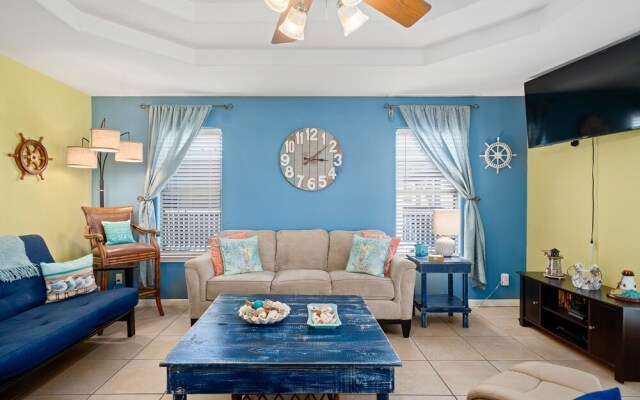 Salt Life Bay Getaway