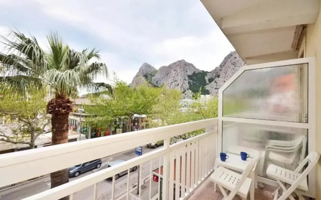 Apartments Toma-200m from beach