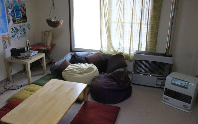 Guesthouse Hakodate Crossroad