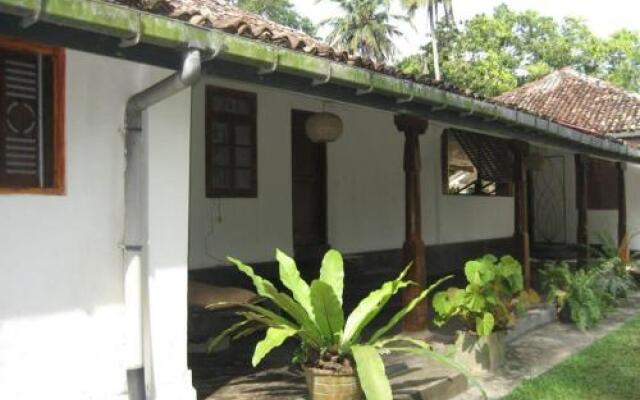 Abeywasa Bungalow