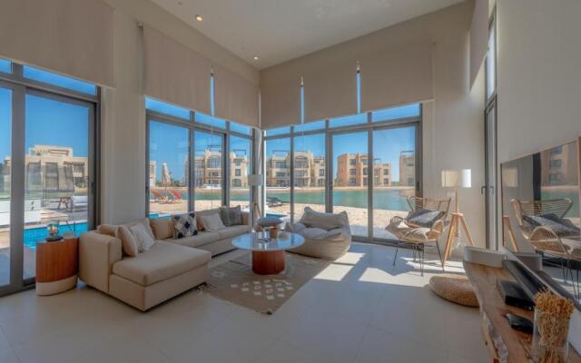 Long Island Gouna 5br Tawila Beach House & Pool
