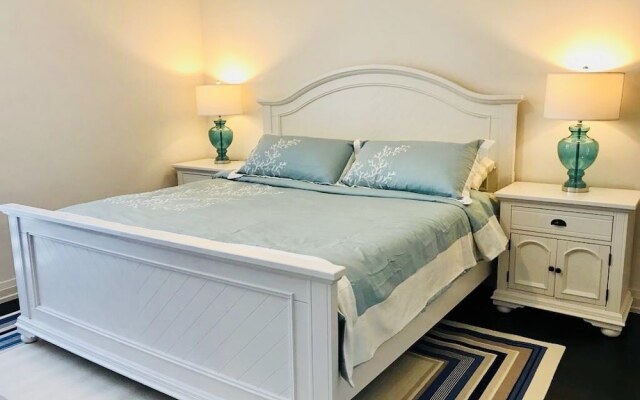 Friday Harbour Resort