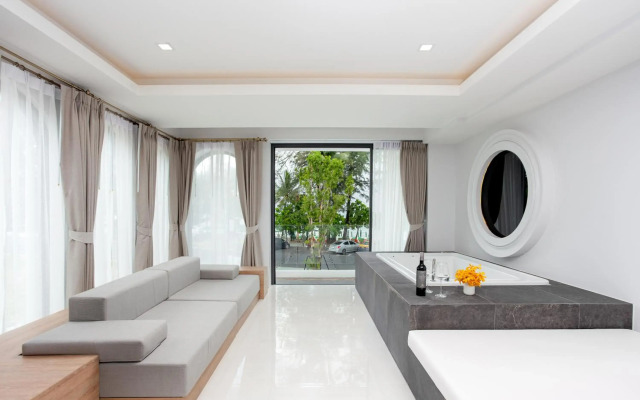 Anona Beachfront Phuket Resort