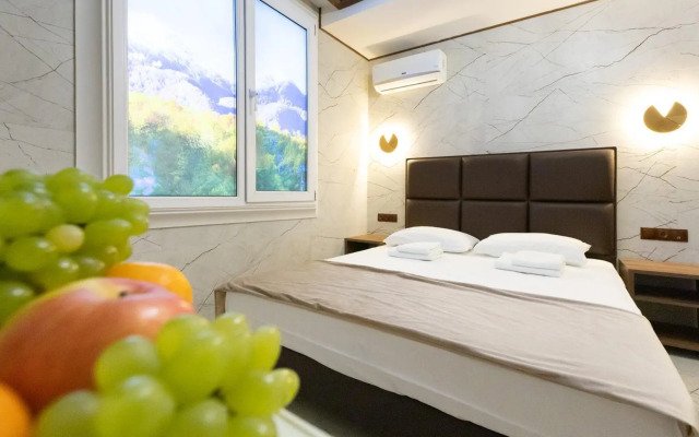 Апартаменты в центре Эсто-Садок с бассейном