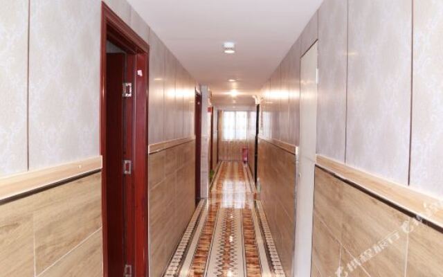 Wudangshan Shuidu Hotel