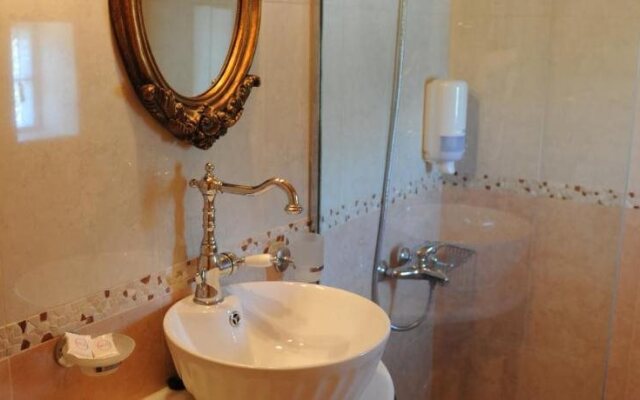 Agnadi Suites