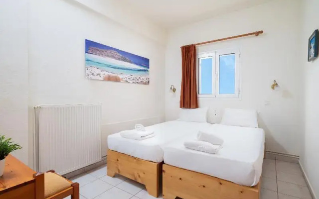 Mylos Apartments
