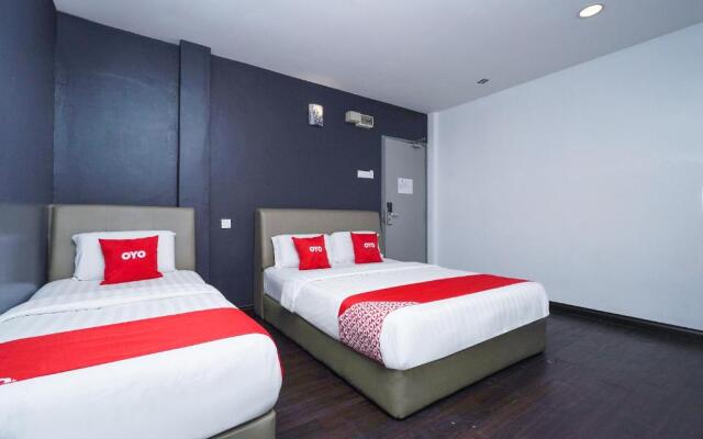 OYO 89895 Senses Budget Hotel