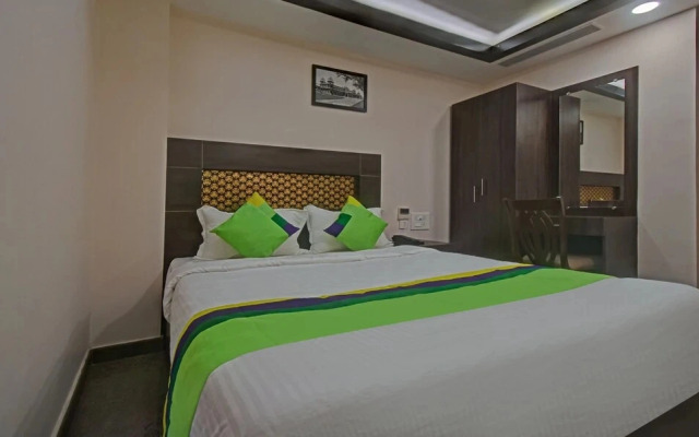Palm Tree by OYO Rooms