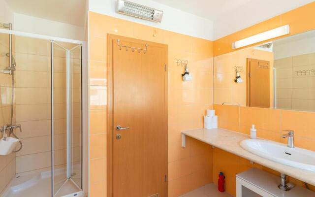 Apartment Lovorka 5