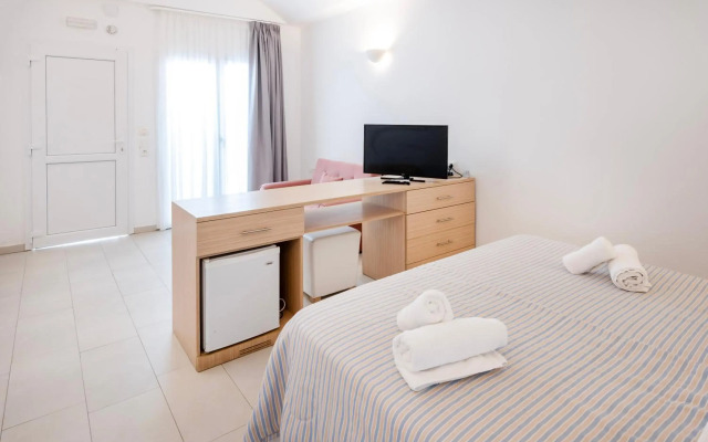 Orizontes Hotel Santorini