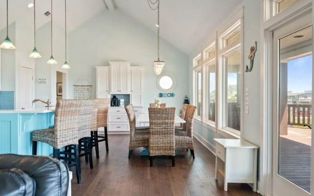 Sunset Bliss 4 Bedroom Home