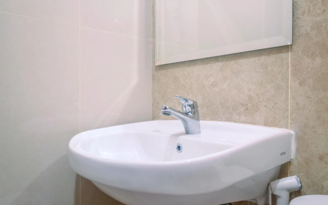 Nice and Comfy Studio Apartment at Transpark Cibubur