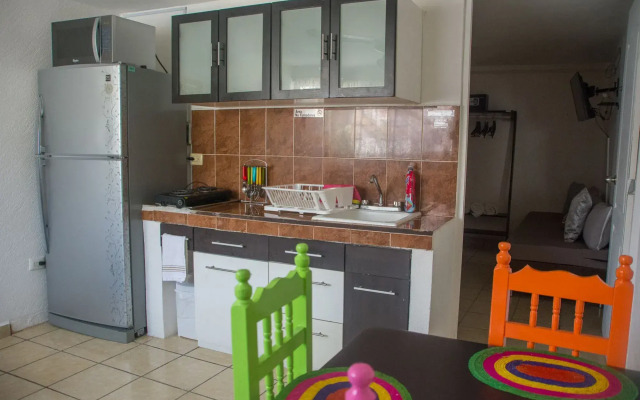 PiÃ±a Apartment by Andiani