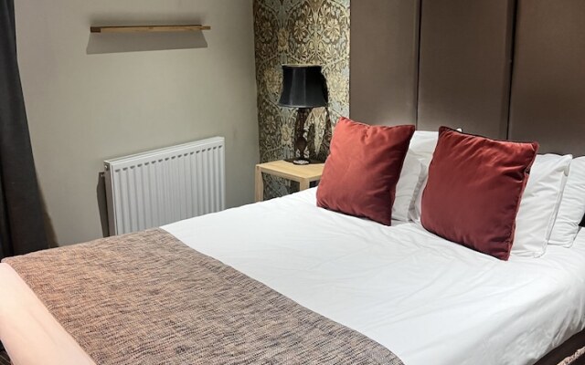 The New Hobbit Hotel Rooms