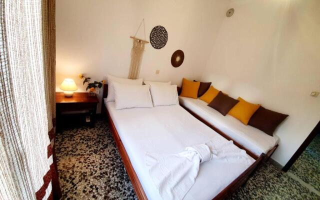 Rania House Apartments