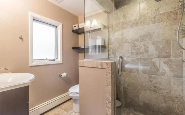 225 6th Avenue Unit 3