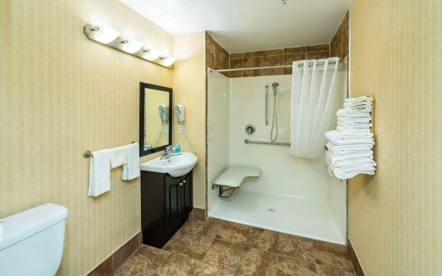 Comfort Inn And Suites Edson