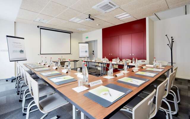 Hotel Campanile Lille Sud-Seclin