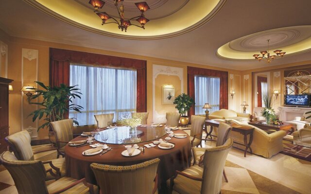 Regal Palace Hotel