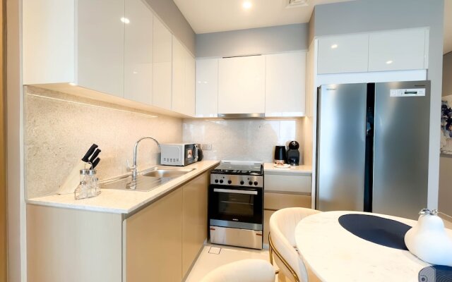 Ultimate Luxury in the Heart of Downtown