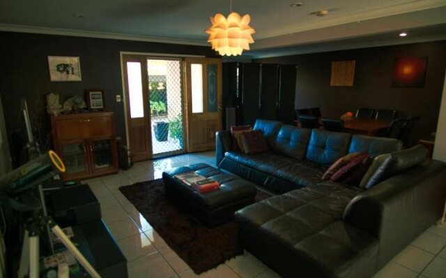 Mount Gravatt Guesthouse