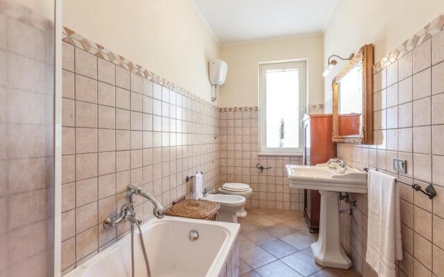 Beautiful Home in Agropoli SA With Wifi and 4 Bedrooms