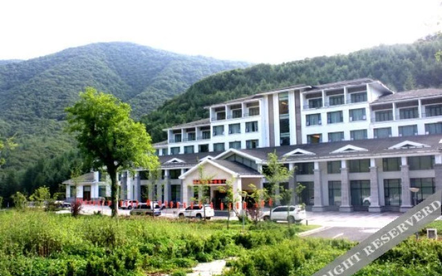 Shennong Hotel