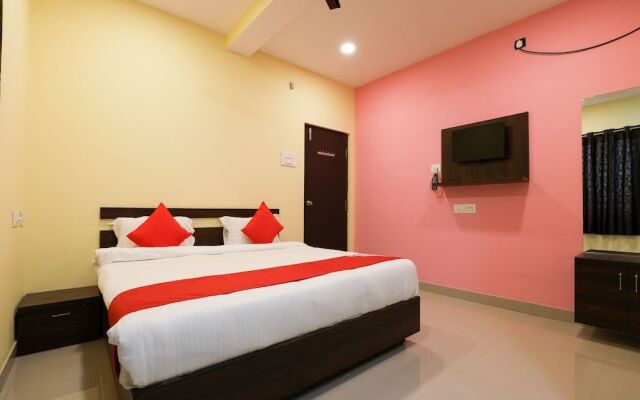 OYO 13569 Virat Residency