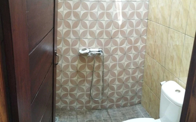 Adine Guest House