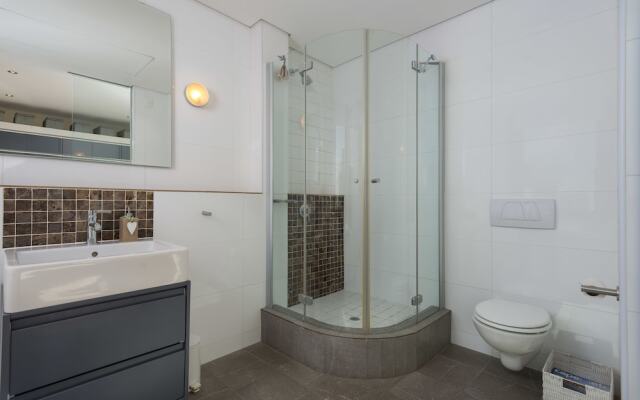 Cartwrights CNR 2 Bed Apartments