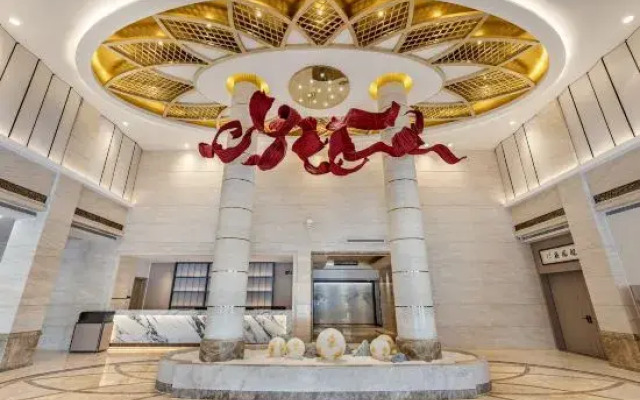 Starway Hotel (Qingyuan Qingcheng Station)