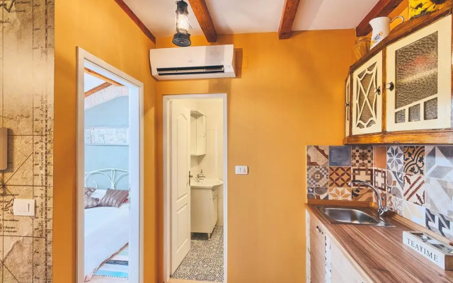 Apartment Clerisseau