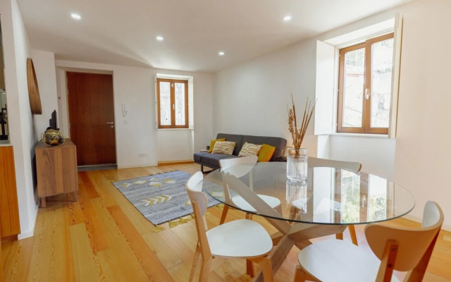 Riverview Apartment by Homing