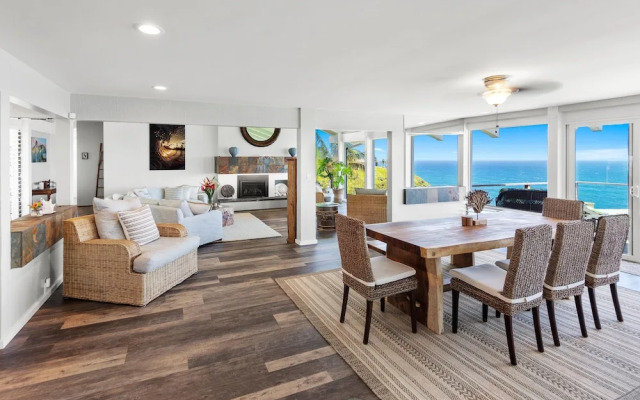 Spindrift Kauai 3 Bedroom Home by RedAwning