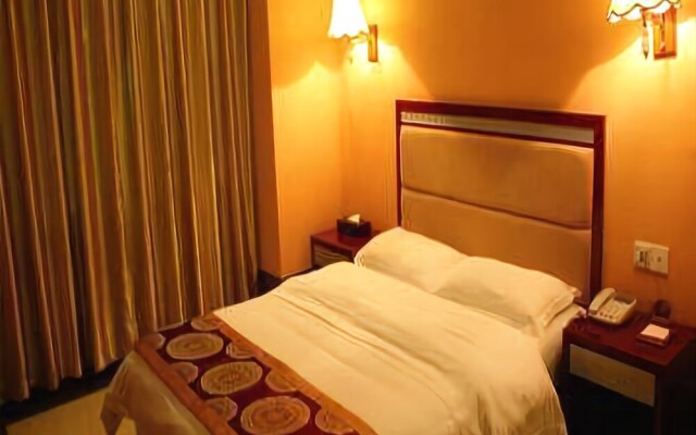 Huayi Youjia Hotel (Shaoguan Qujiang District Nanhua Temple)