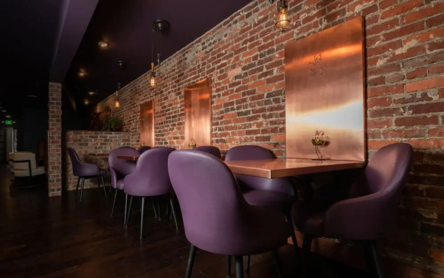 The Horton Hotel and Rooftop Lounge