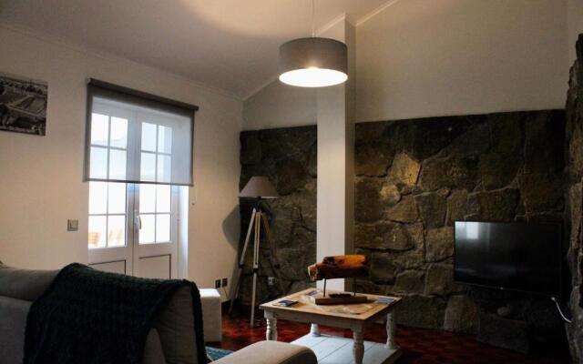 Margarida House - Stone Apartment