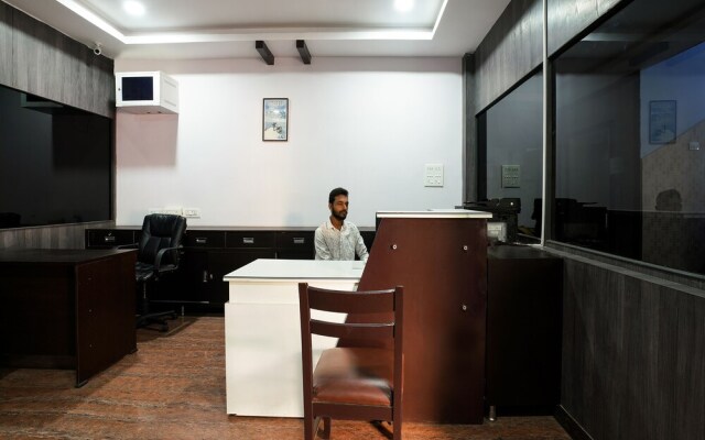 Tulasi Anugana Grand by OYO Rooms