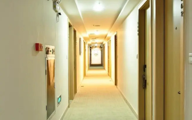 Sealy Hotel