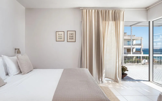 Sea View Beach Penthouse – Athens Coast