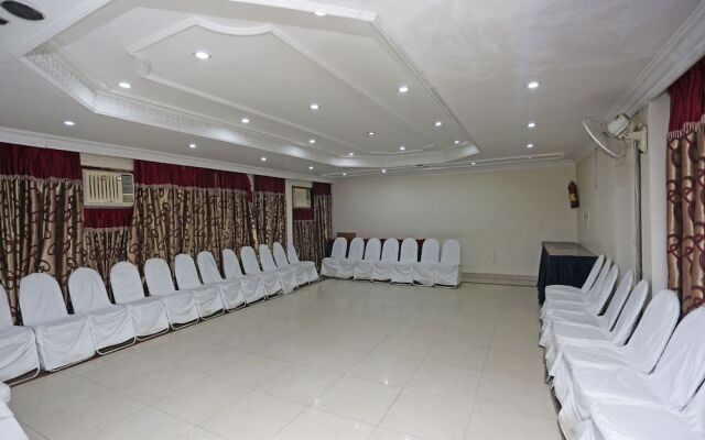 OYO 2257 Hotel MM Continental