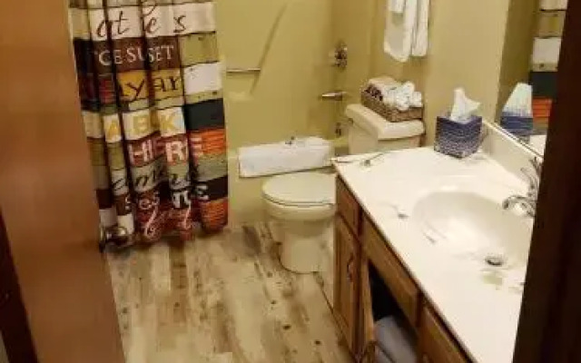 Moonshine Cabin
