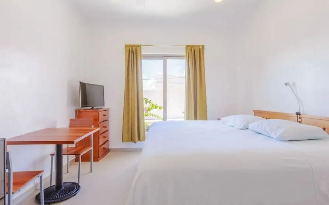 Villa Elena - Entire Property